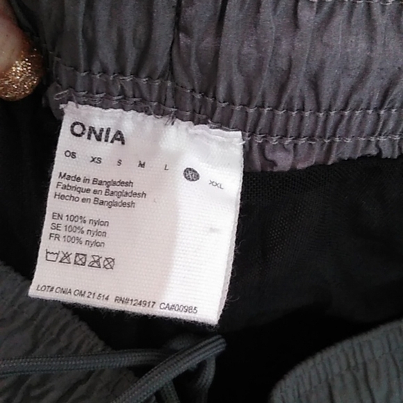 Onia Nylon Crinkle Multifunctional Short, Anchor Grey, size XL - Picture 3 of 9